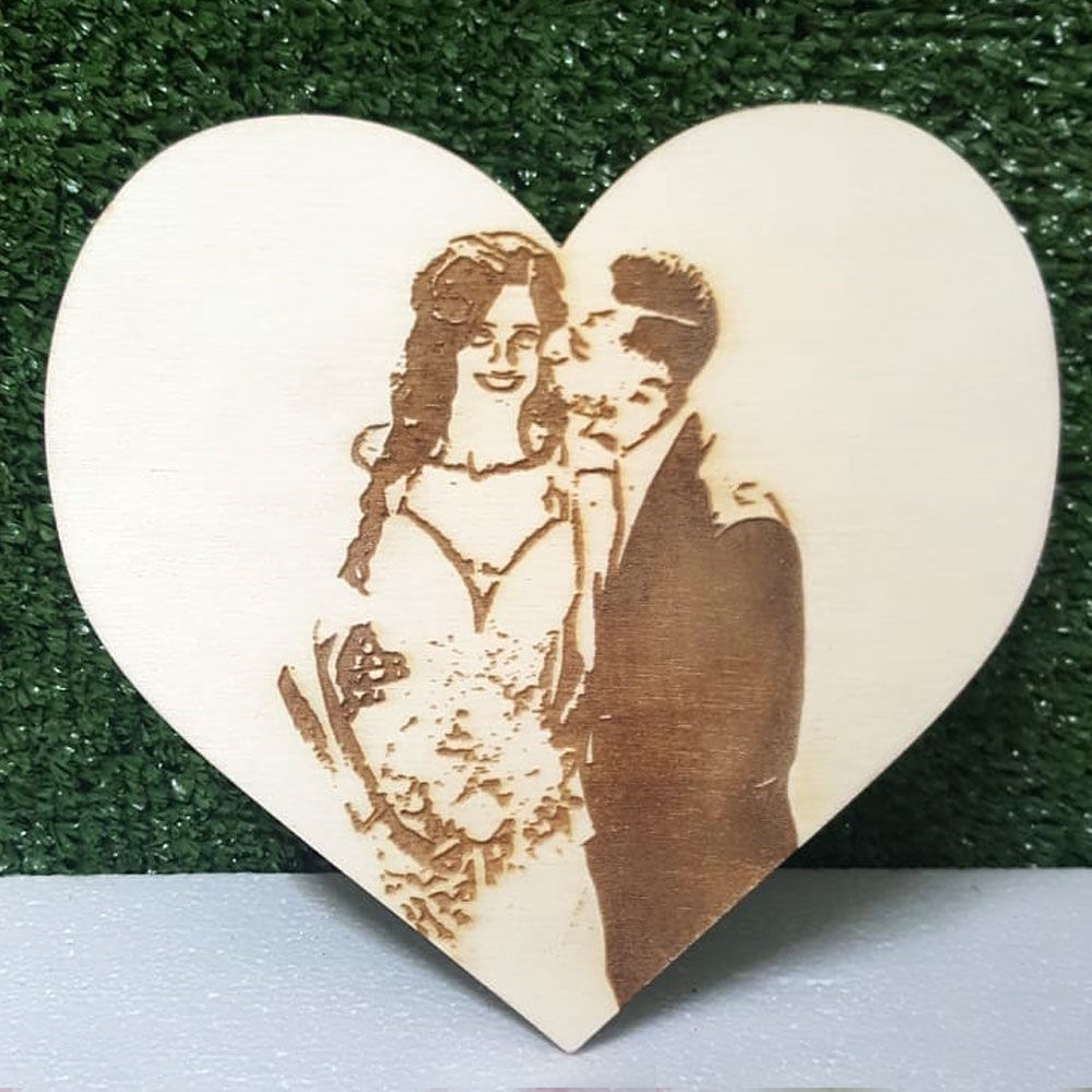 Cuore in Legno con Foto Incisa